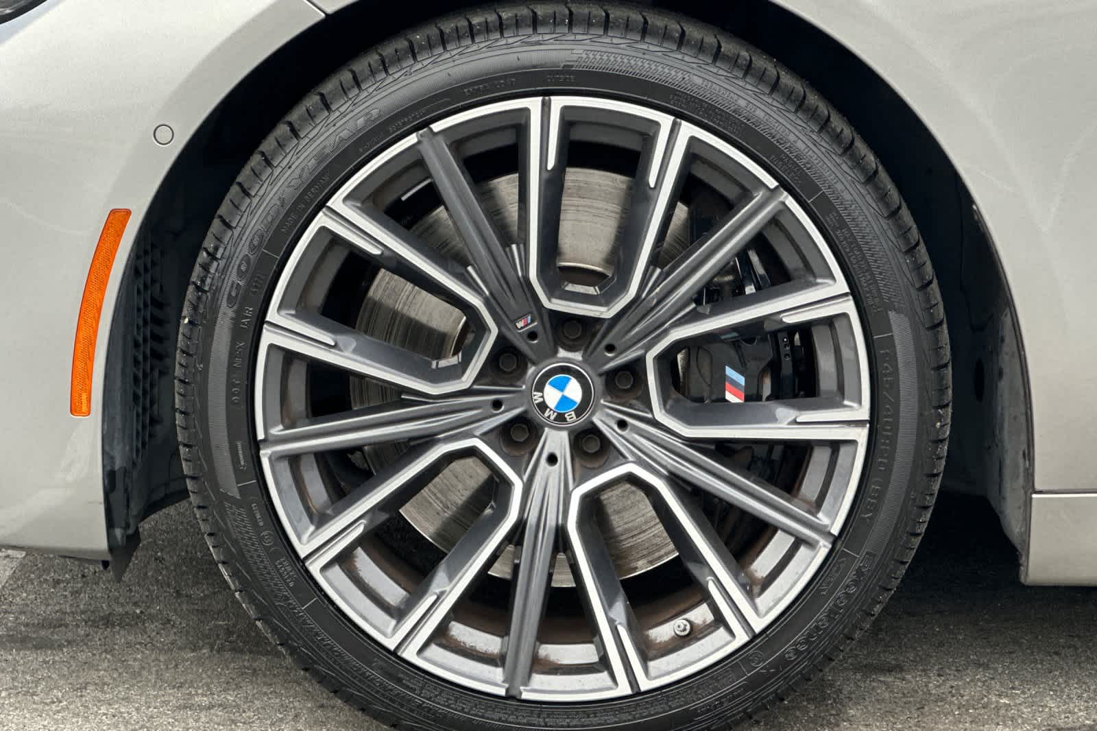 Thumbnail: 2022 BMW 7 Series - 31