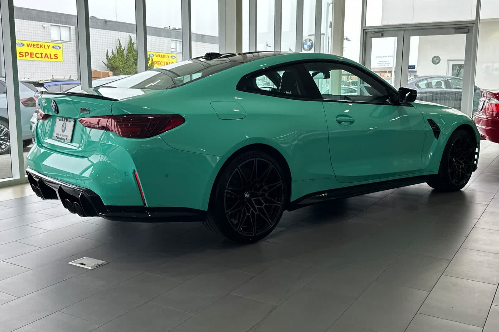 Thumbnail: 2025 BMW M4 - 2