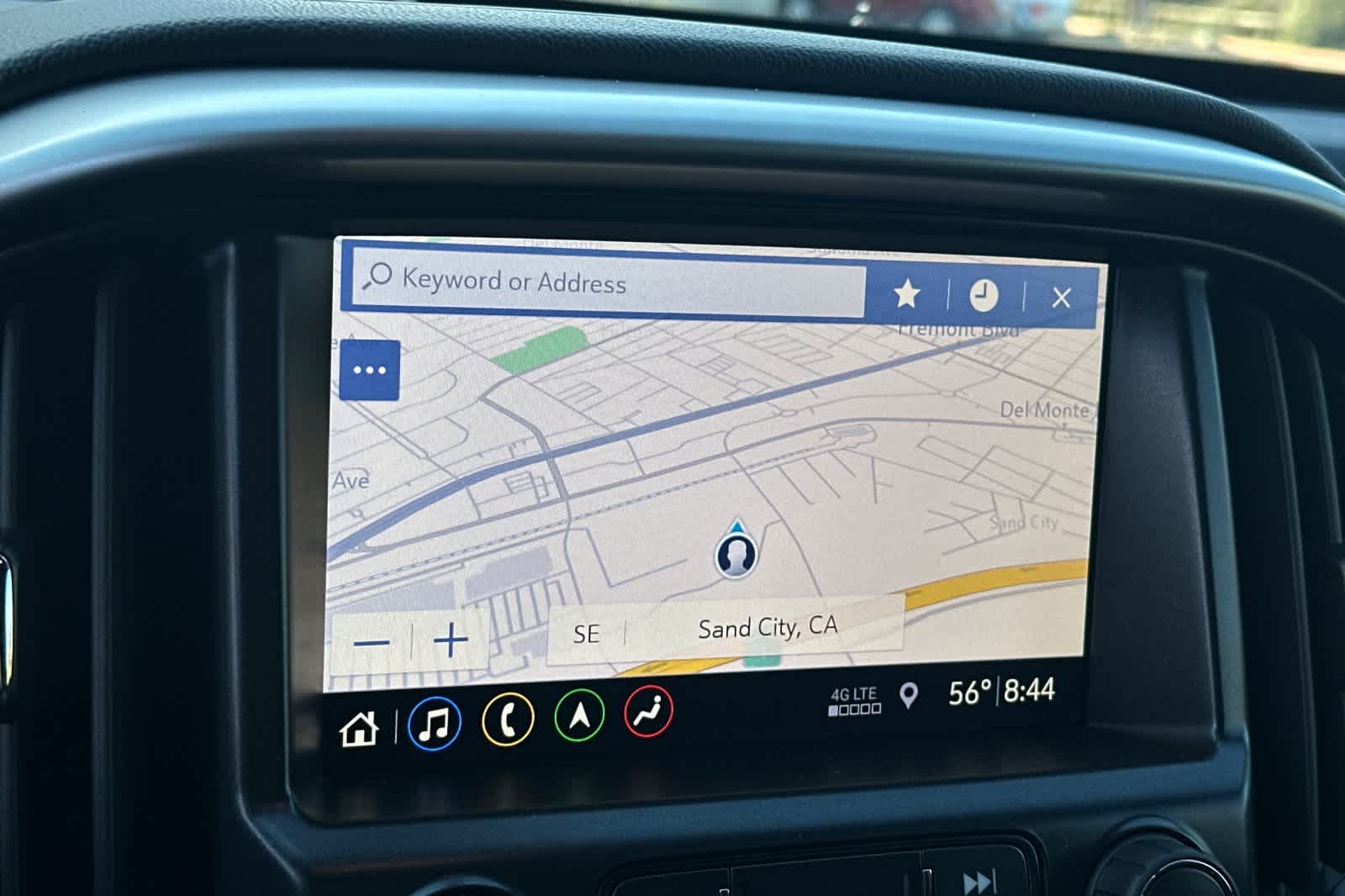 Thumbnail: 2022 Chevrolet Colorado - 21