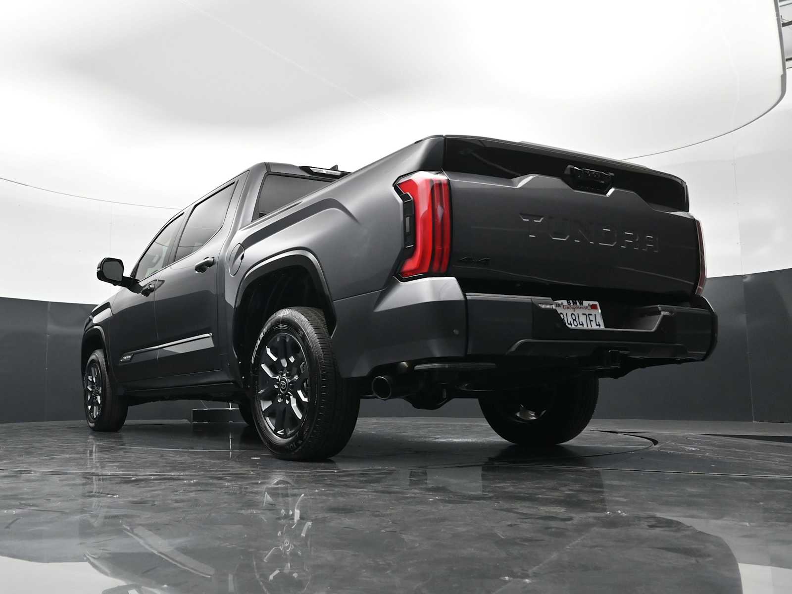 Thumbnail: 2025 Toyota Tundra - 32
