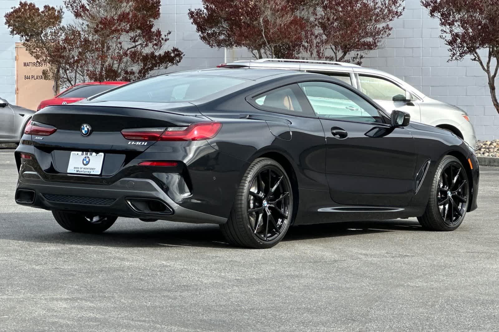 Thumbnail: 2024 BMW 8 Series - 2