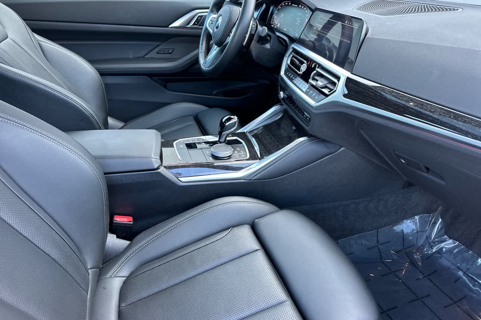 Thumbnail: 2023 BMW 4 Series - 16