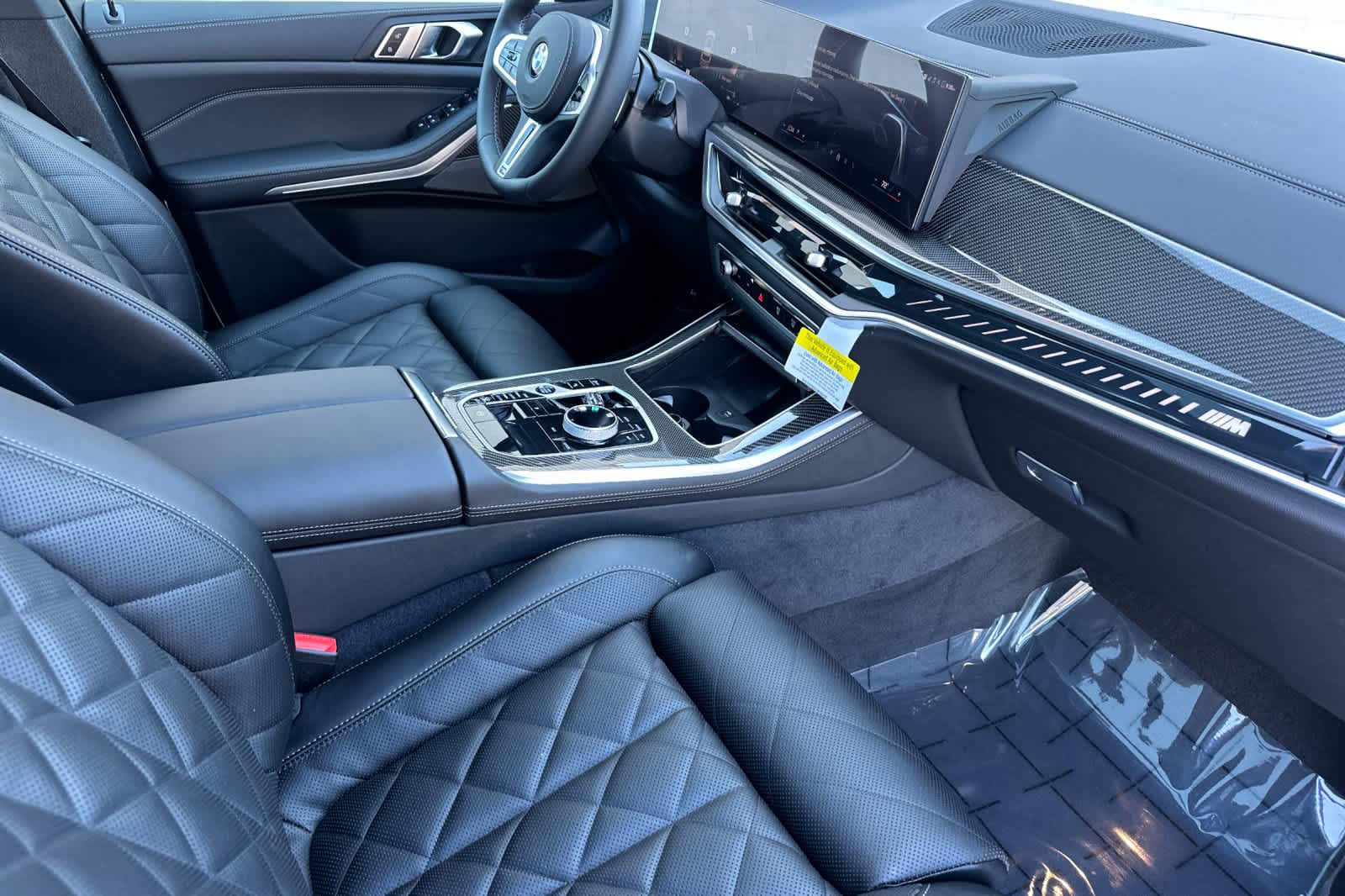 Thumbnail: 2026 BMW X5 - 17