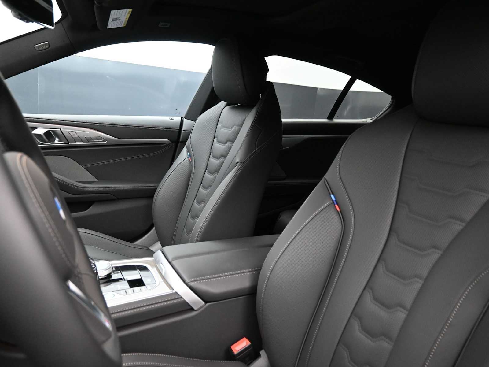 2026 BMW 8 Series 840i - Photo 11