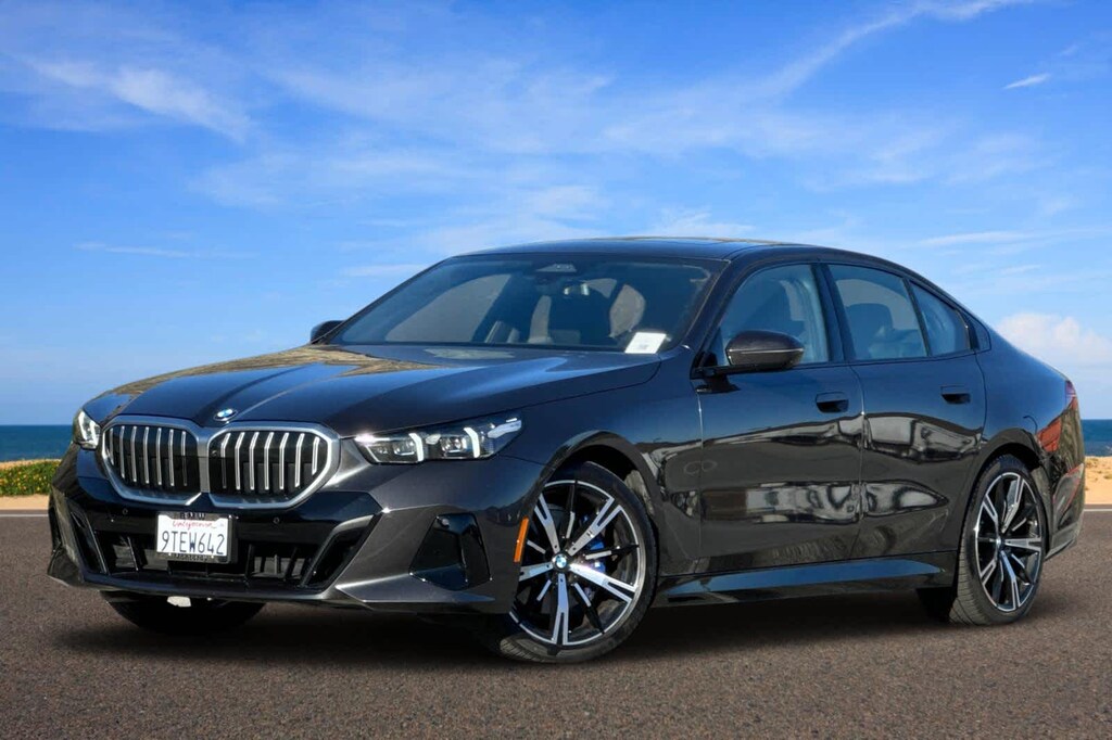 Used 2025 BMW 530i Sedan
