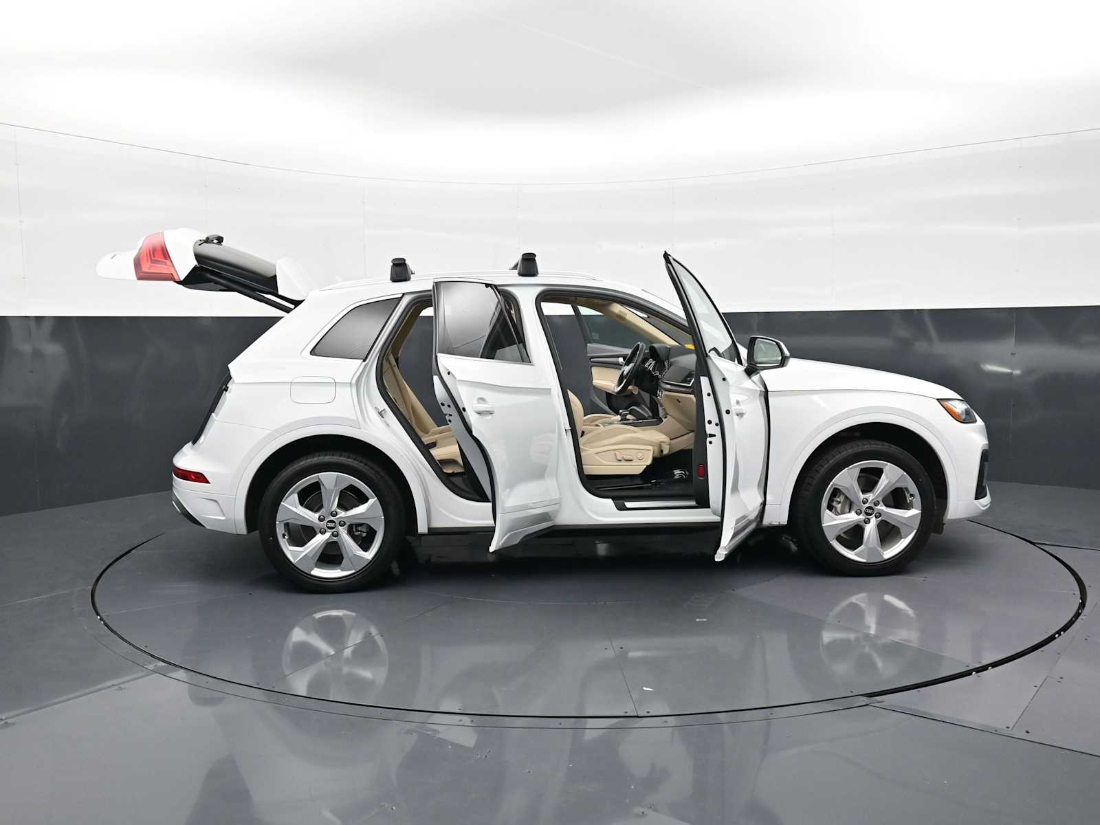 2021 Audi Q5 Premium Plus - Photo 34