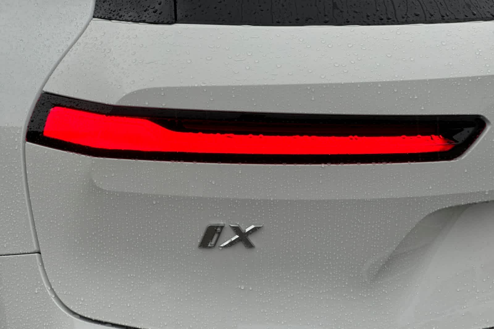 Thumbnail: 2026 BMW iX - 11