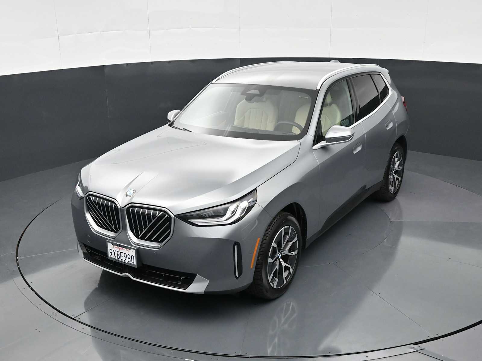 2026 BMW X3 30 - Photo 17