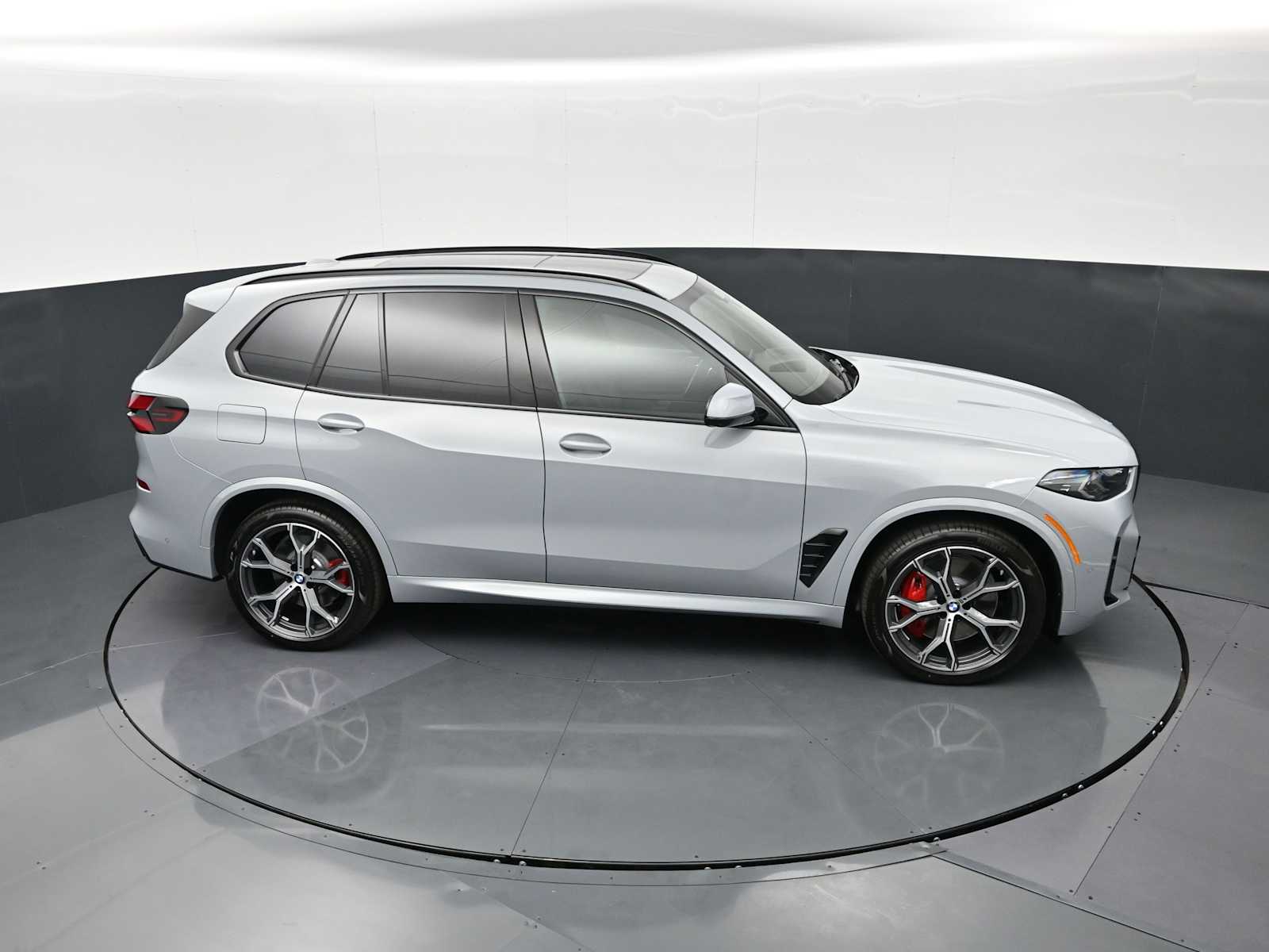 Thumbnail: 2026 BMW X5 - 20