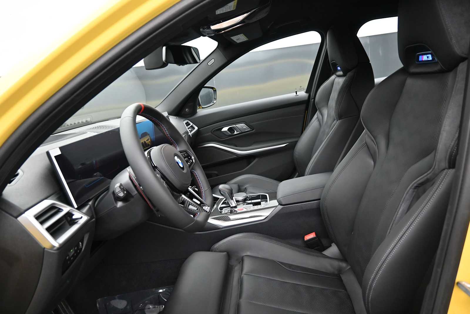 Thumbnail: 2026 BMW M3 - 10