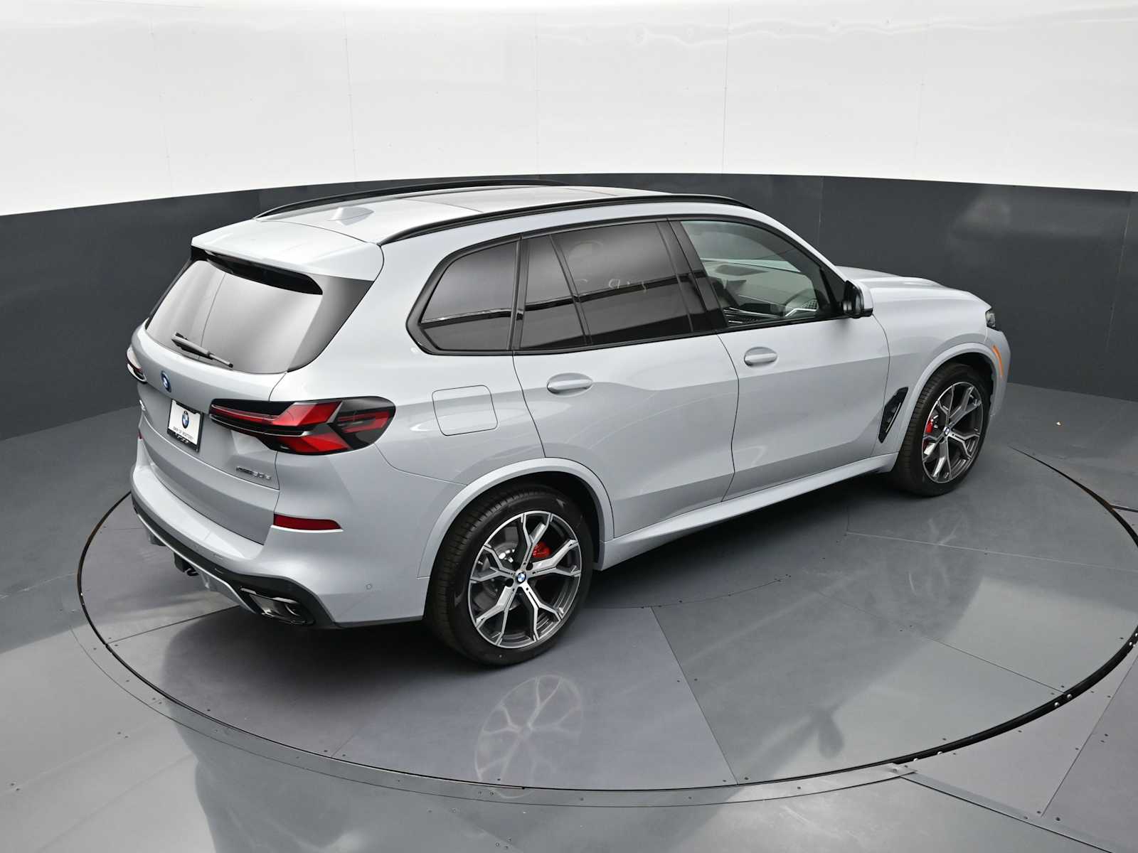 Thumbnail: 2026 BMW X5 - 21