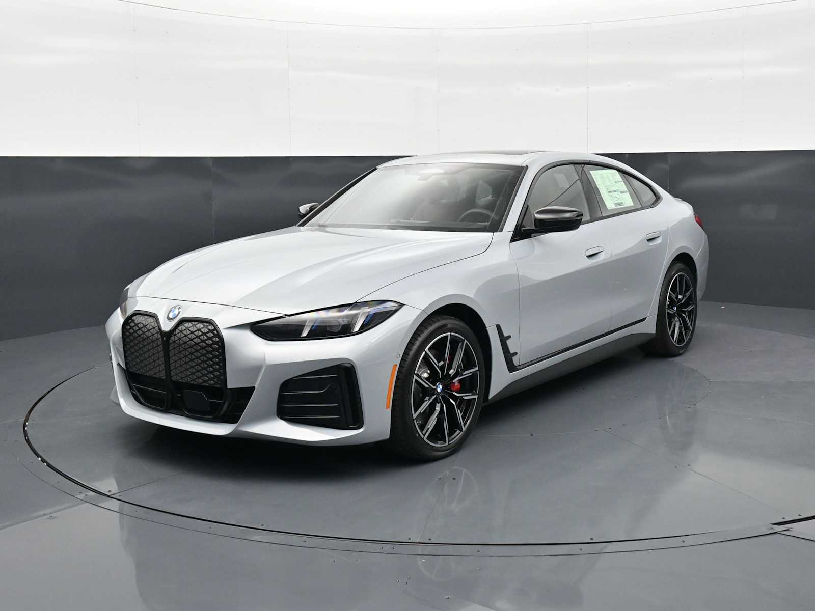 Thumbnail: 2026 BMW i4 - 1