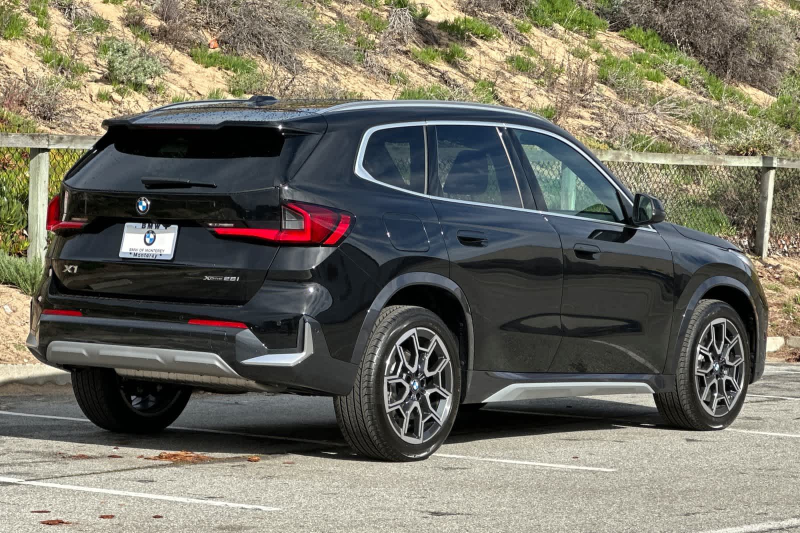 Thumbnail: 2026 BMW X1 - 2
