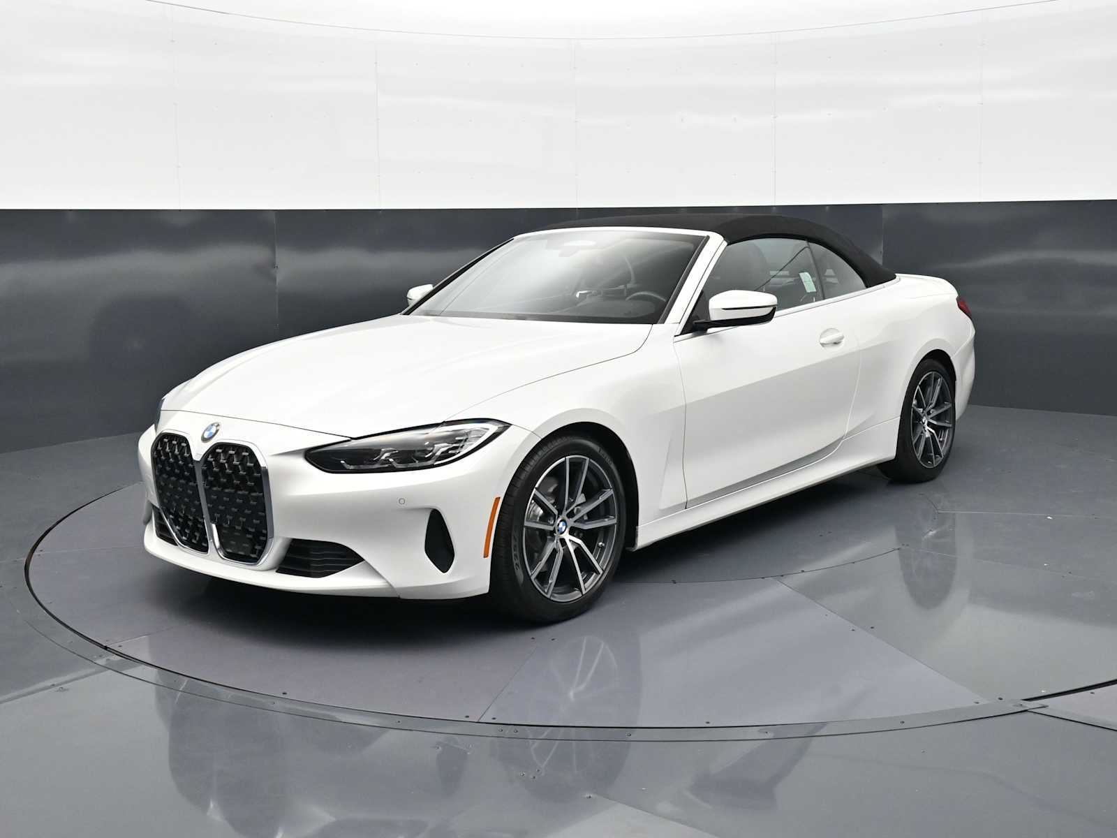 2021 BMW 4 Series 430i Convertible's photo