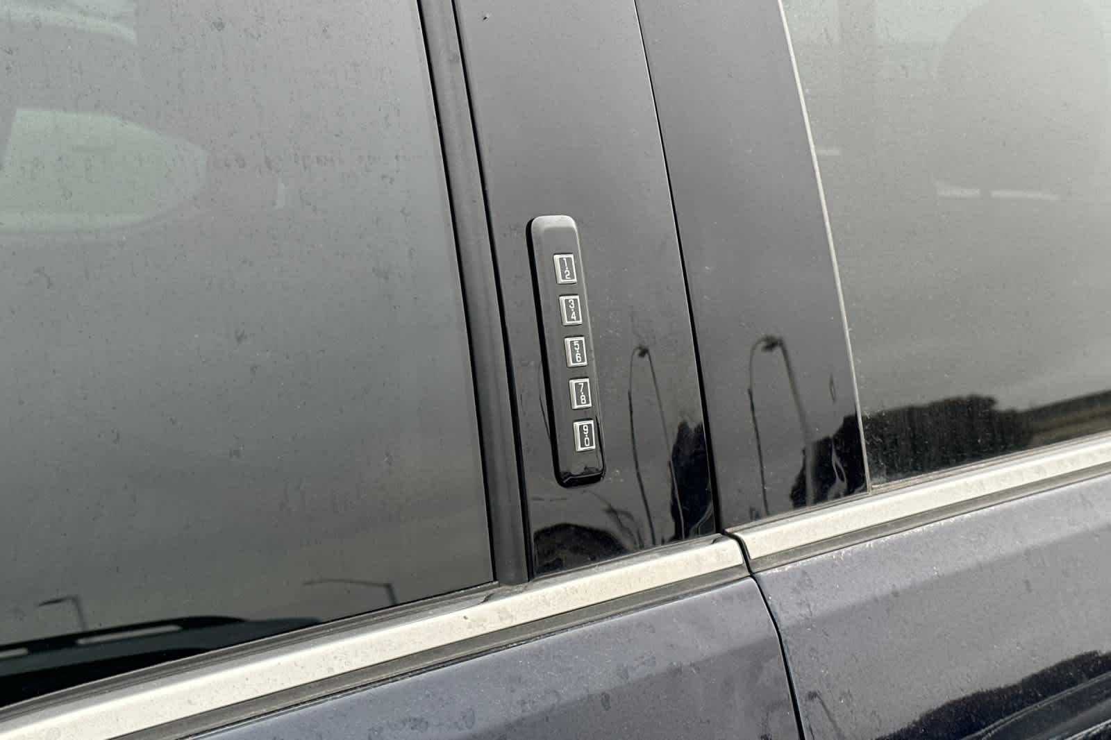 Thumbnail: 2021 Ford F-150 - 21