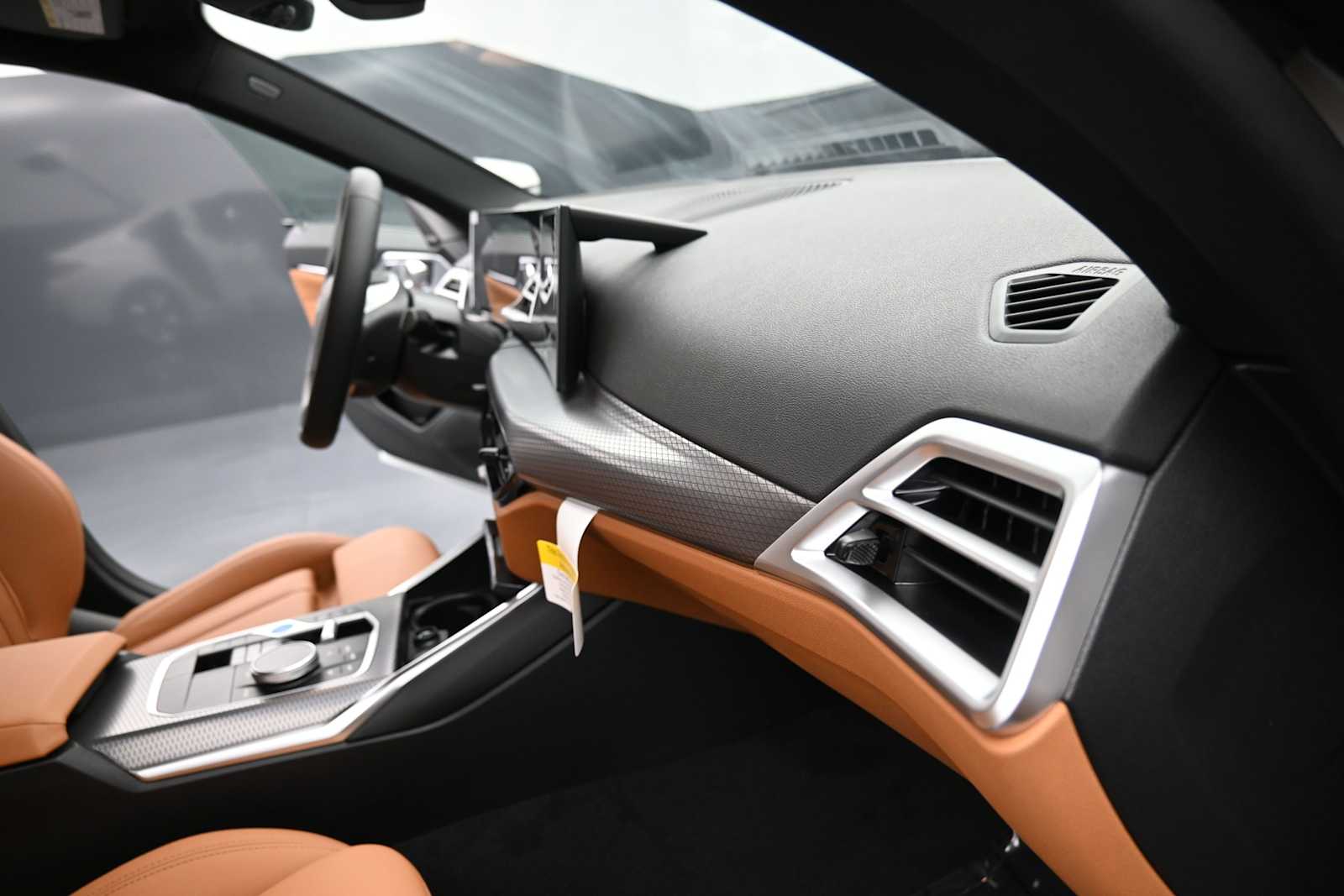 Thumbnail: 2026 BMW i4 - 16