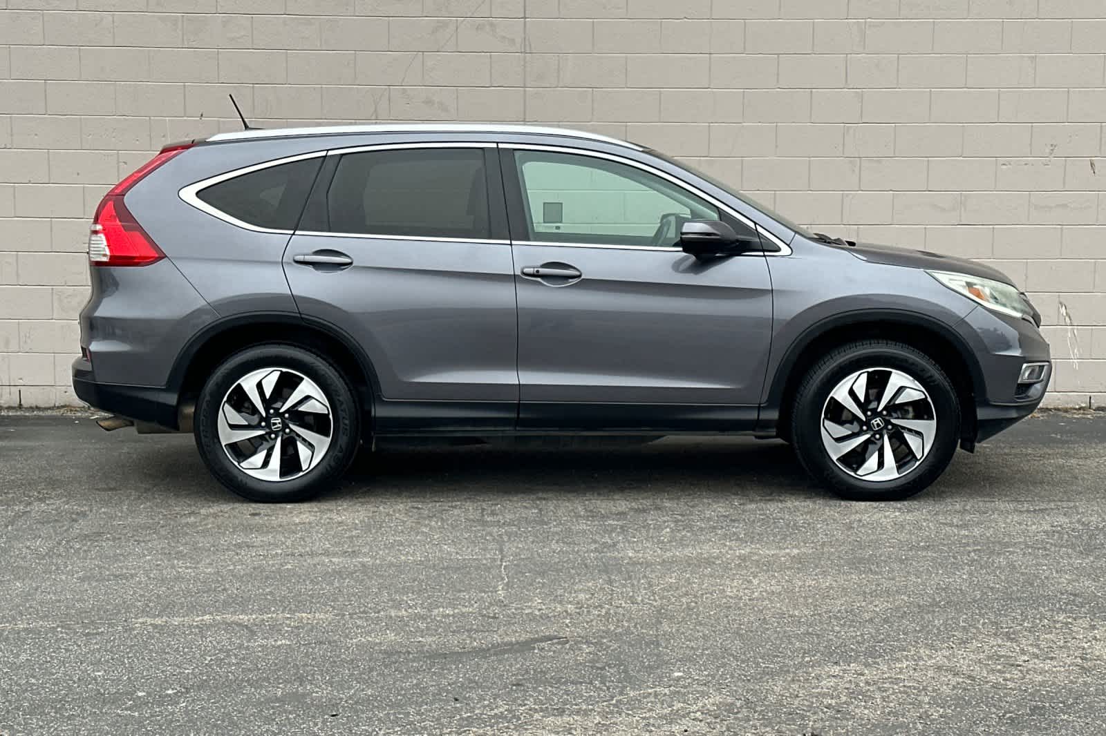 Thumbnail: 2016 Honda CR-V - 6