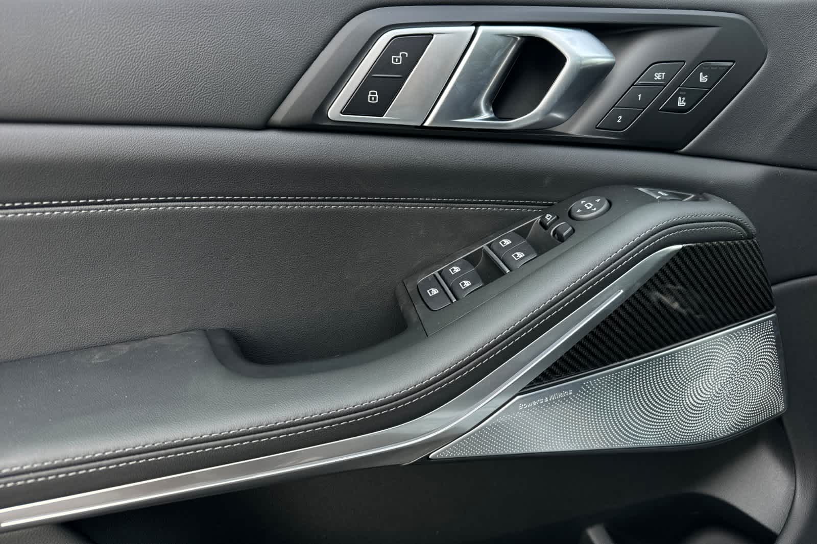 Thumbnail: 2026 BMW X5 - 13