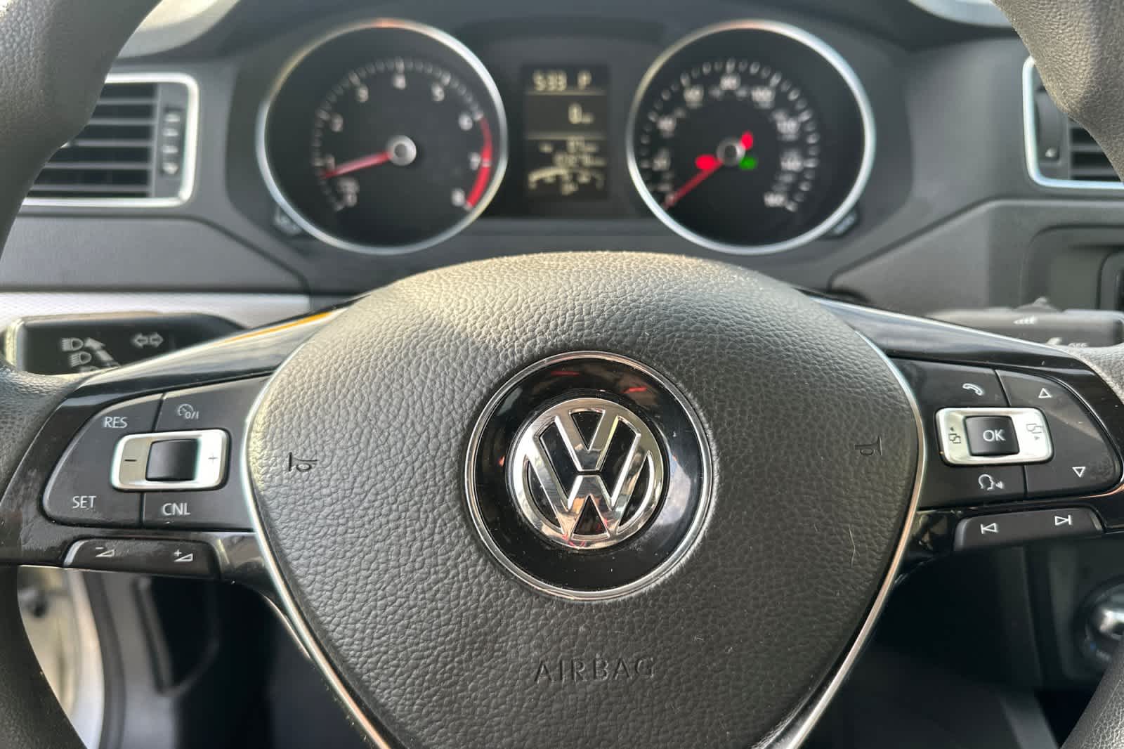 Thumbnail: 2015 Volkswagen Jetta - 23