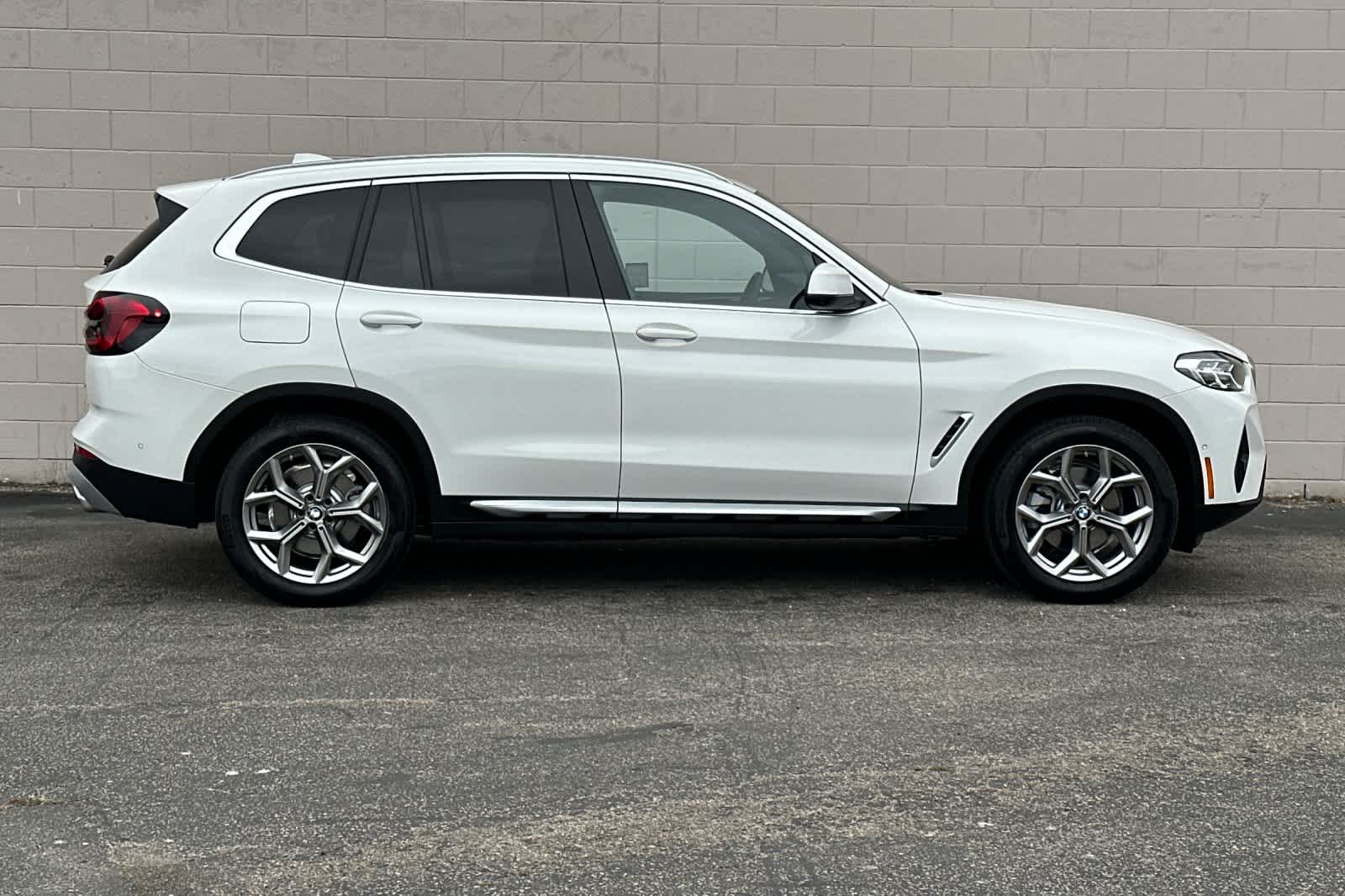 Thumbnail: 2024 BMW X3 - 6