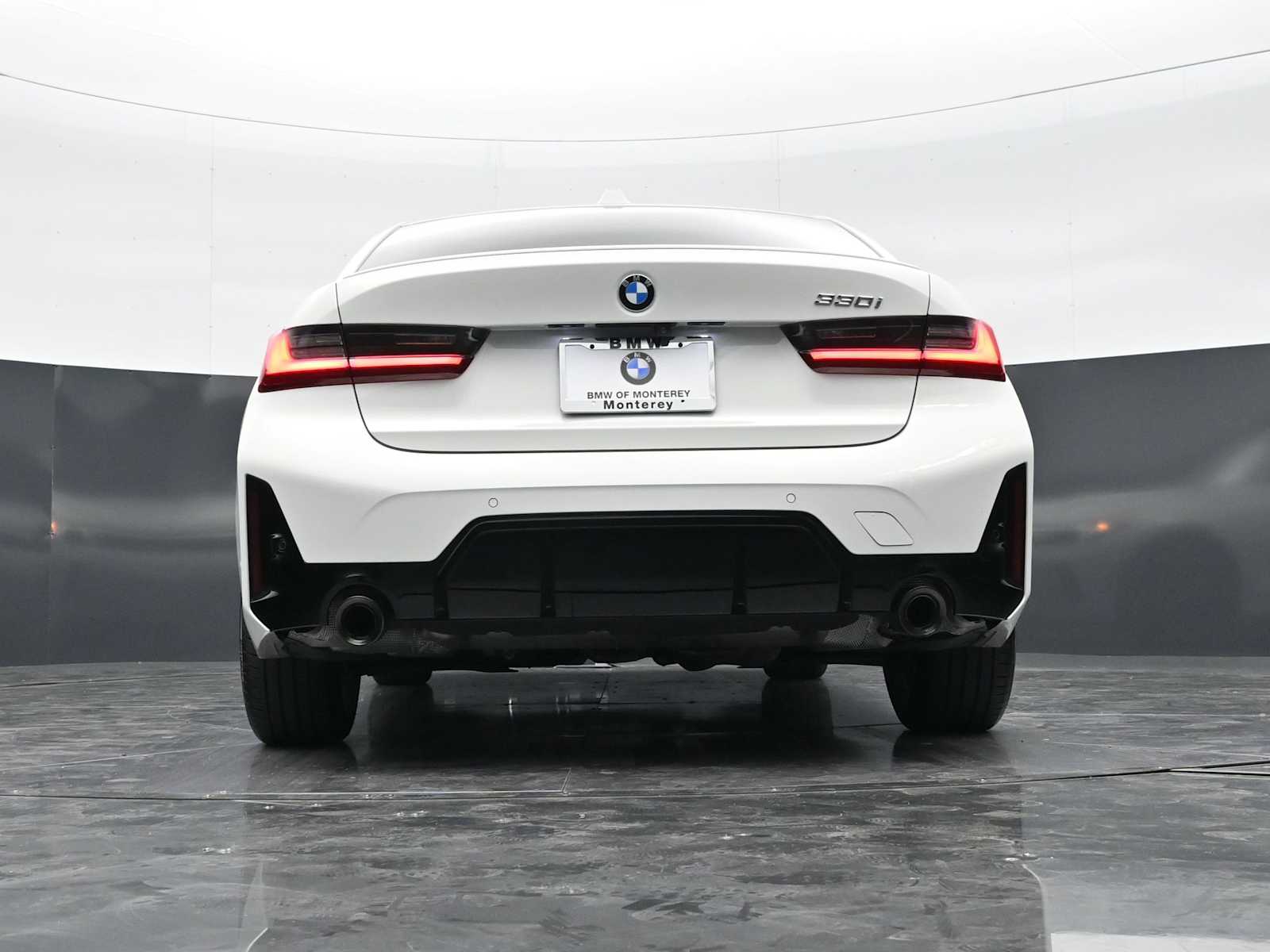 Thumbnail: 2024 BMW 3 Series - 30