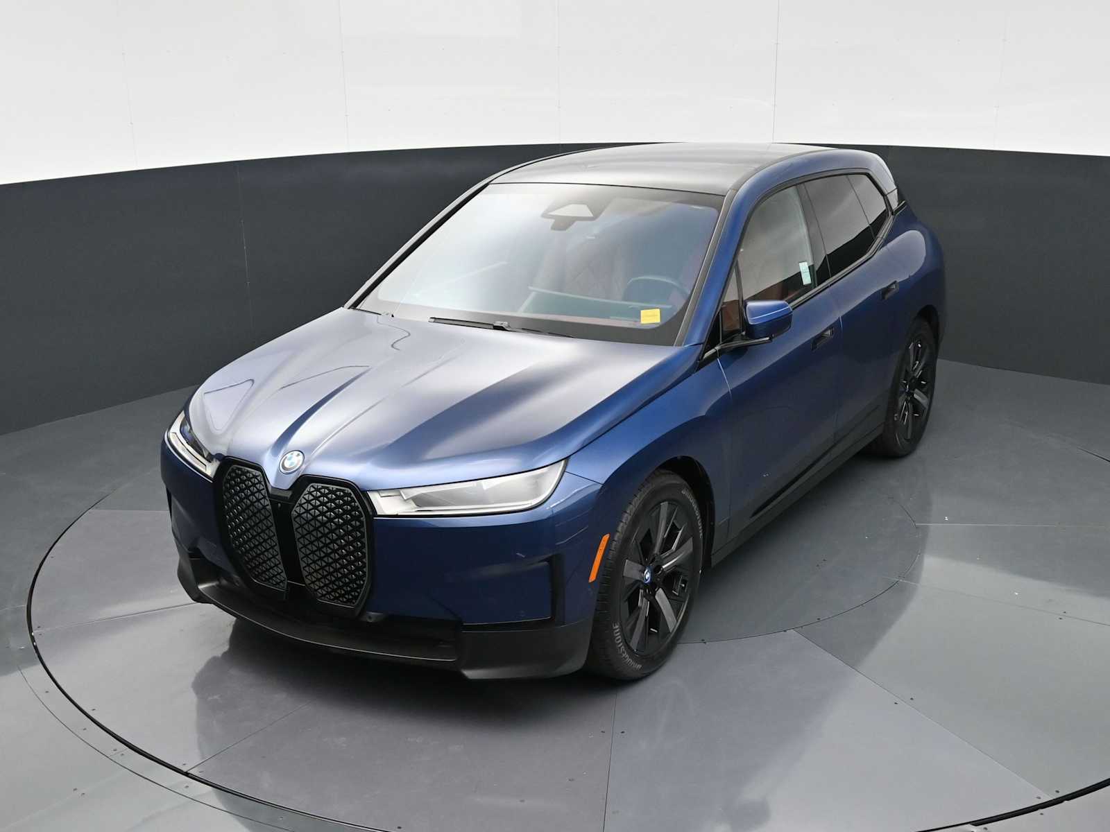 2023 BMW iX Base - Photo 17