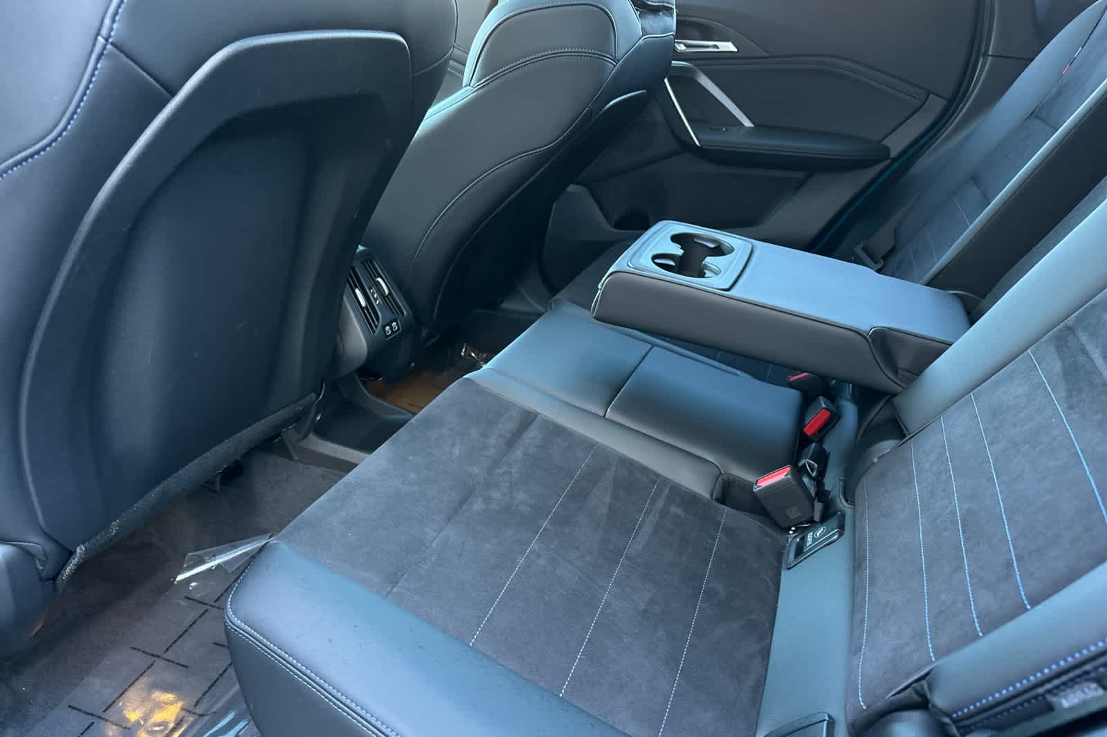 2025 Bmw X1 M35i photo 4