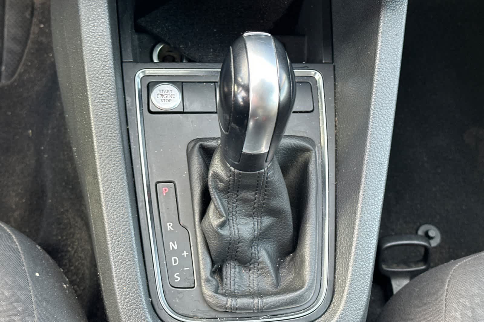 Thumbnail: 2015 Volkswagen Jetta - 21