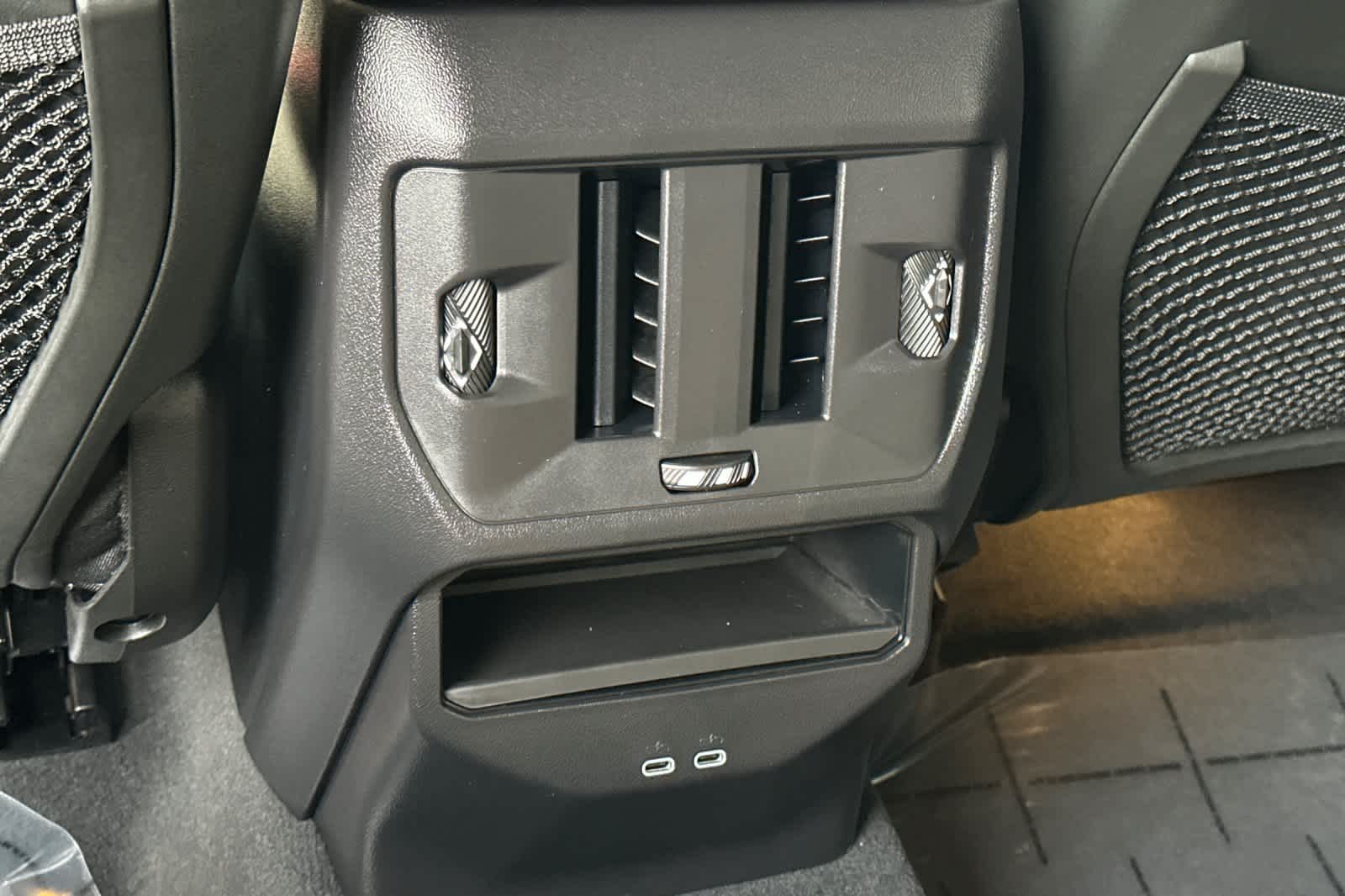 Thumbnail: 2025 BMW X3 - 16