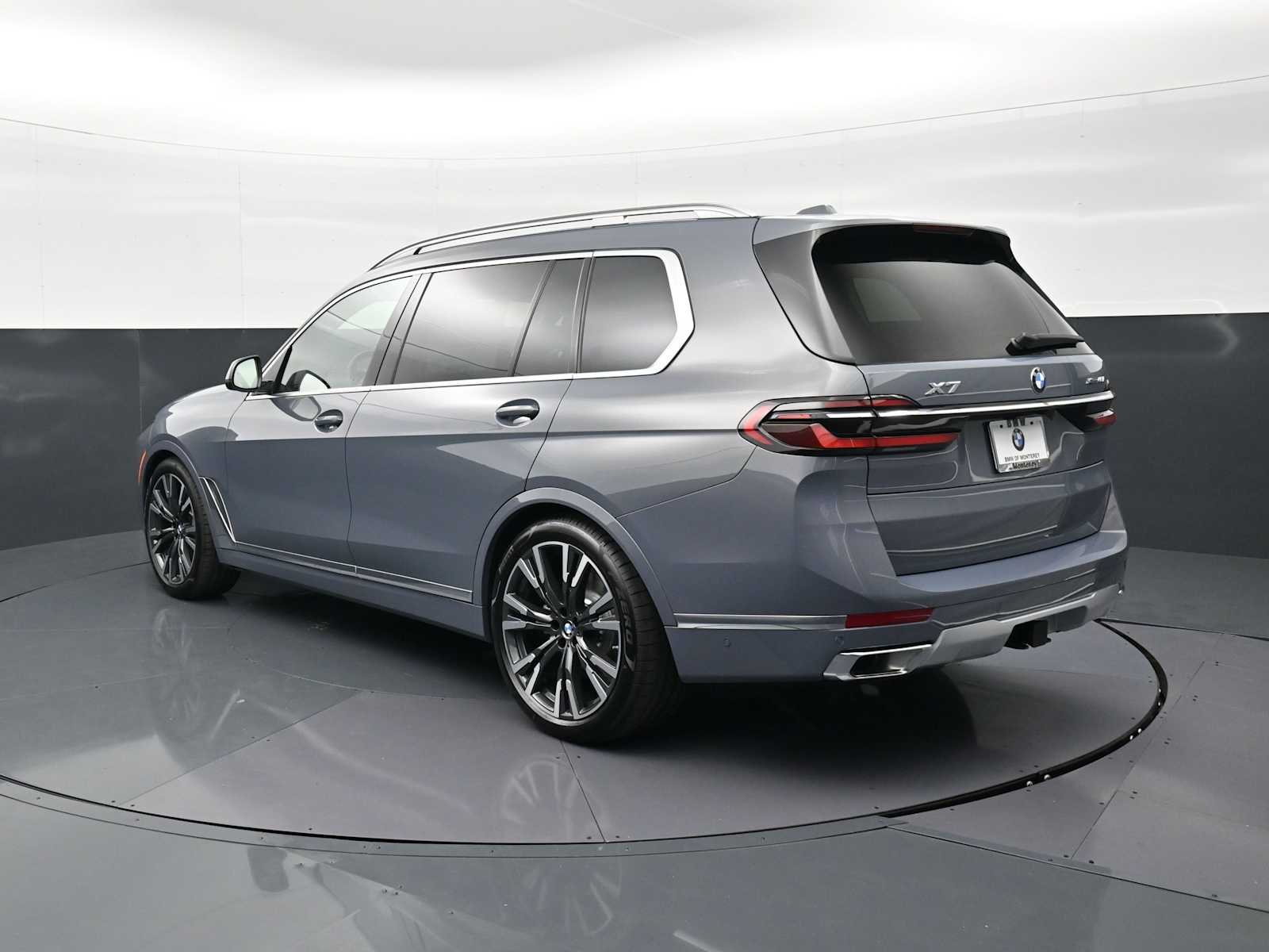 Thumbnail: 2026 BMW X7 - 7