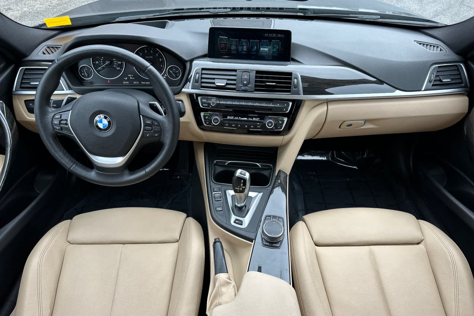 Thumbnail: 2017 BMW 3 Series - 3