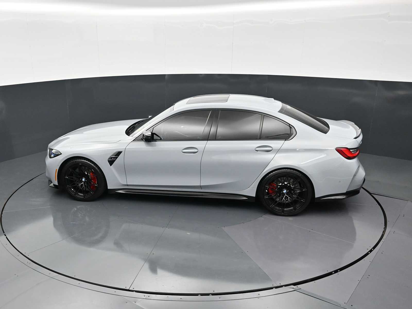 Thumbnail: 2023 BMW M3 - 26