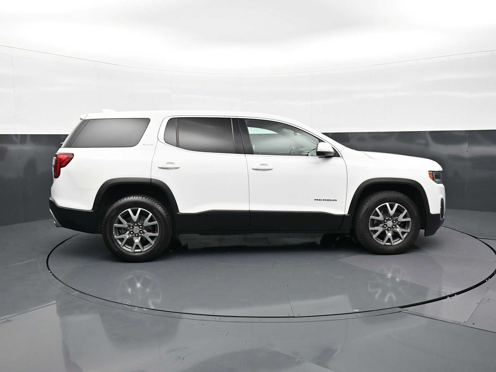 Thumbnail: 2020 GMC Acadia - 4