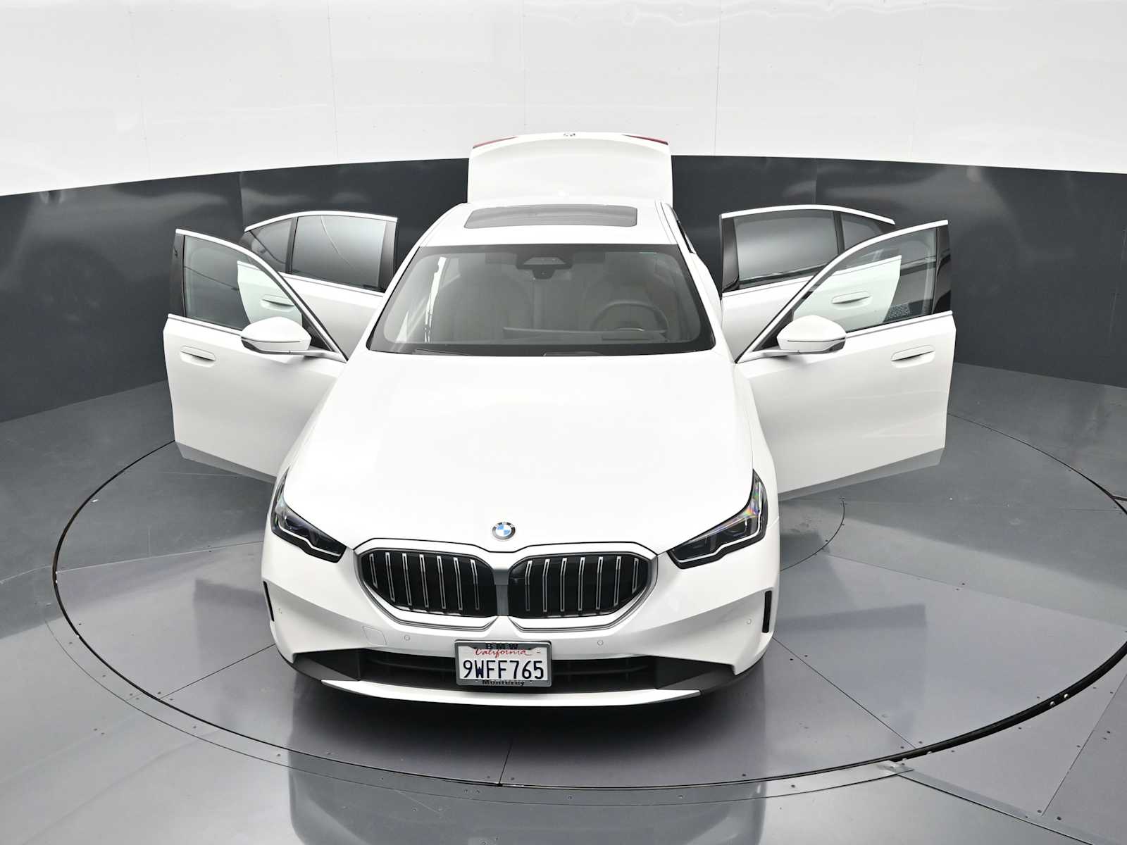 2026 BMW 5 Series 530i - Photo 32