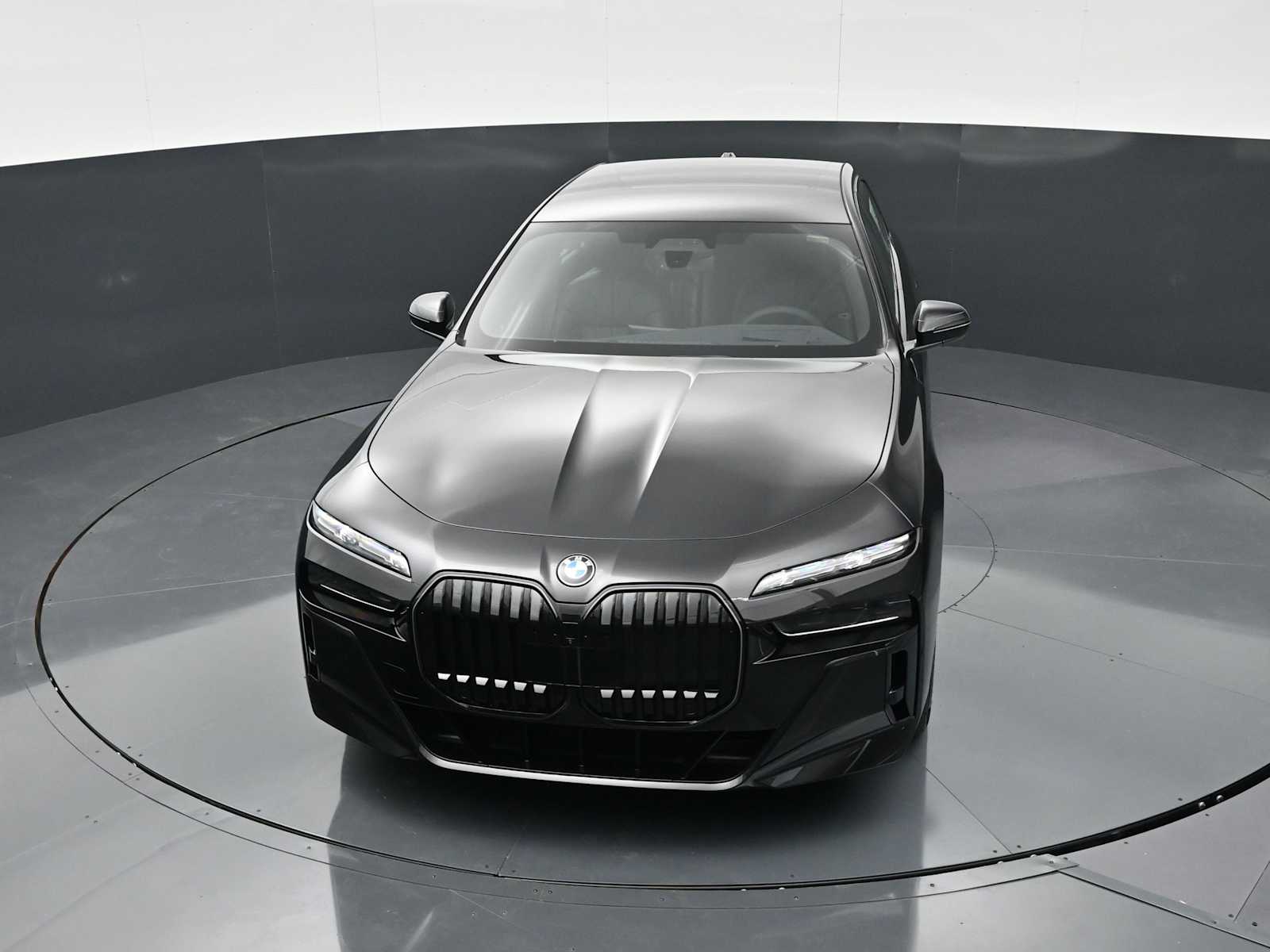 Thumbnail: 2026 BMW 7 Series - 17