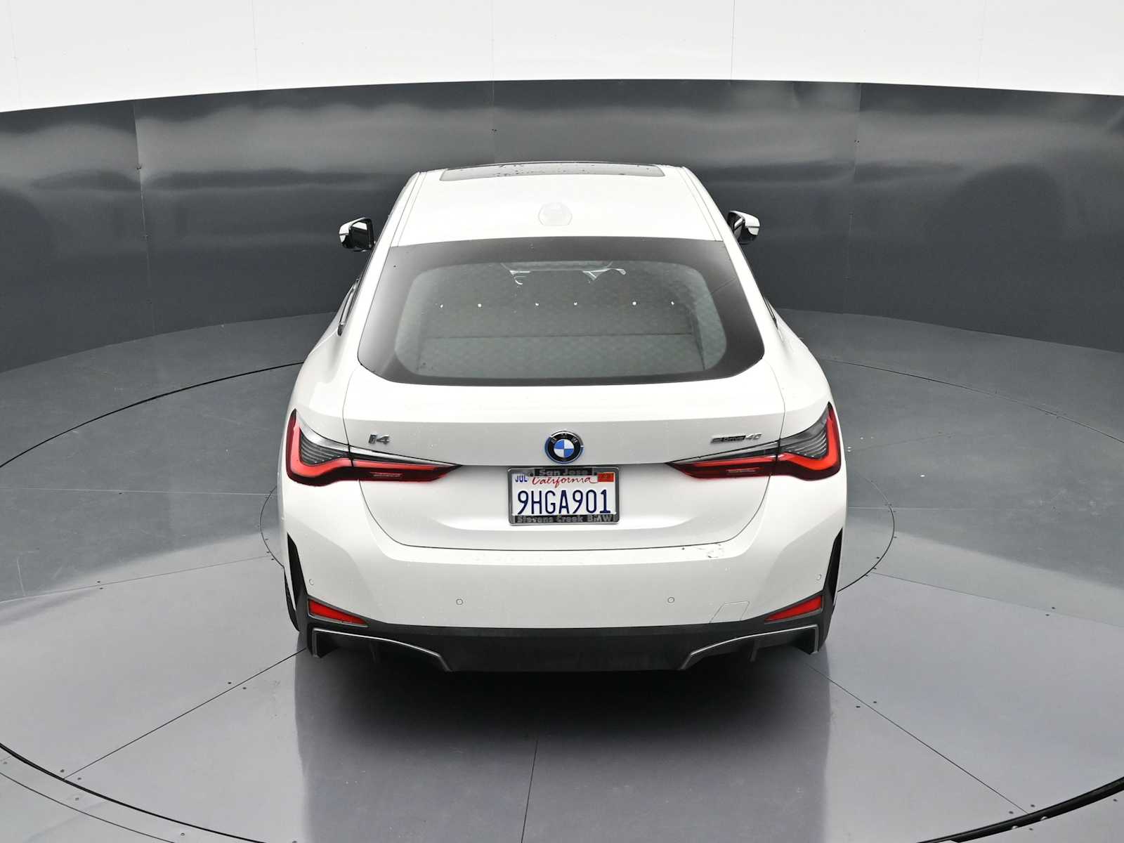 Thumbnail: 2023 BMW i4 - 14