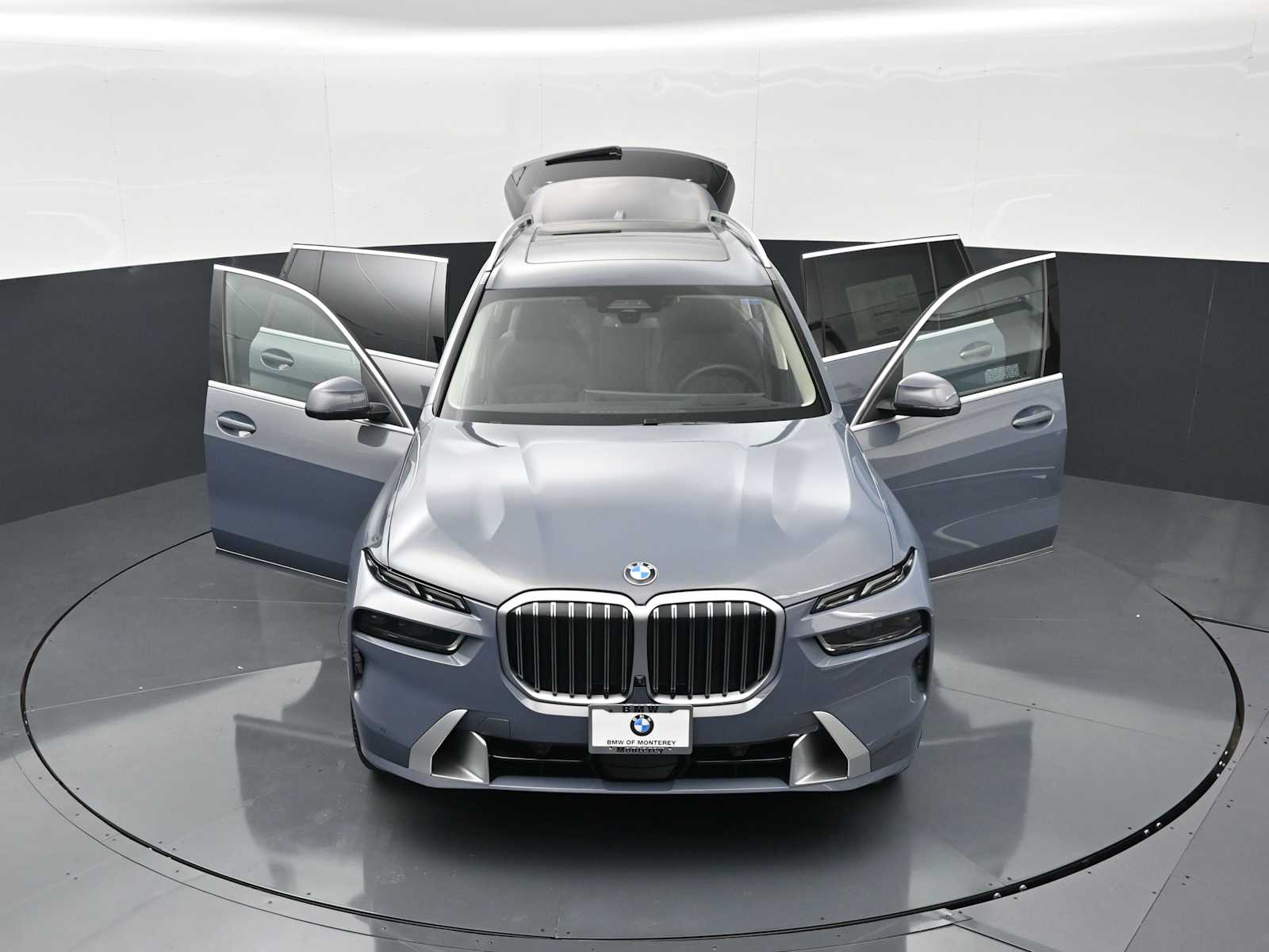 Thumbnail: 2026 BMW X7 - 34