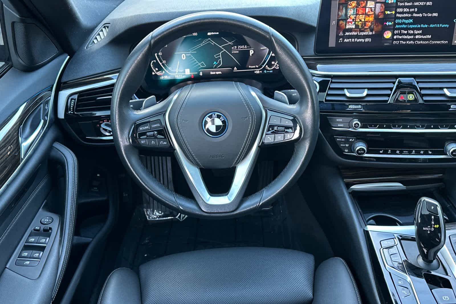 Thumbnail: 2023 BMW 5 Series - 17