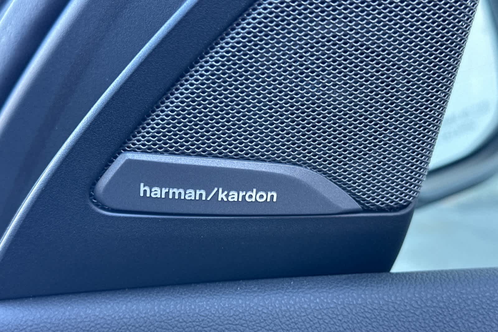 Thumbnail: 2023 BMW X4 - 20