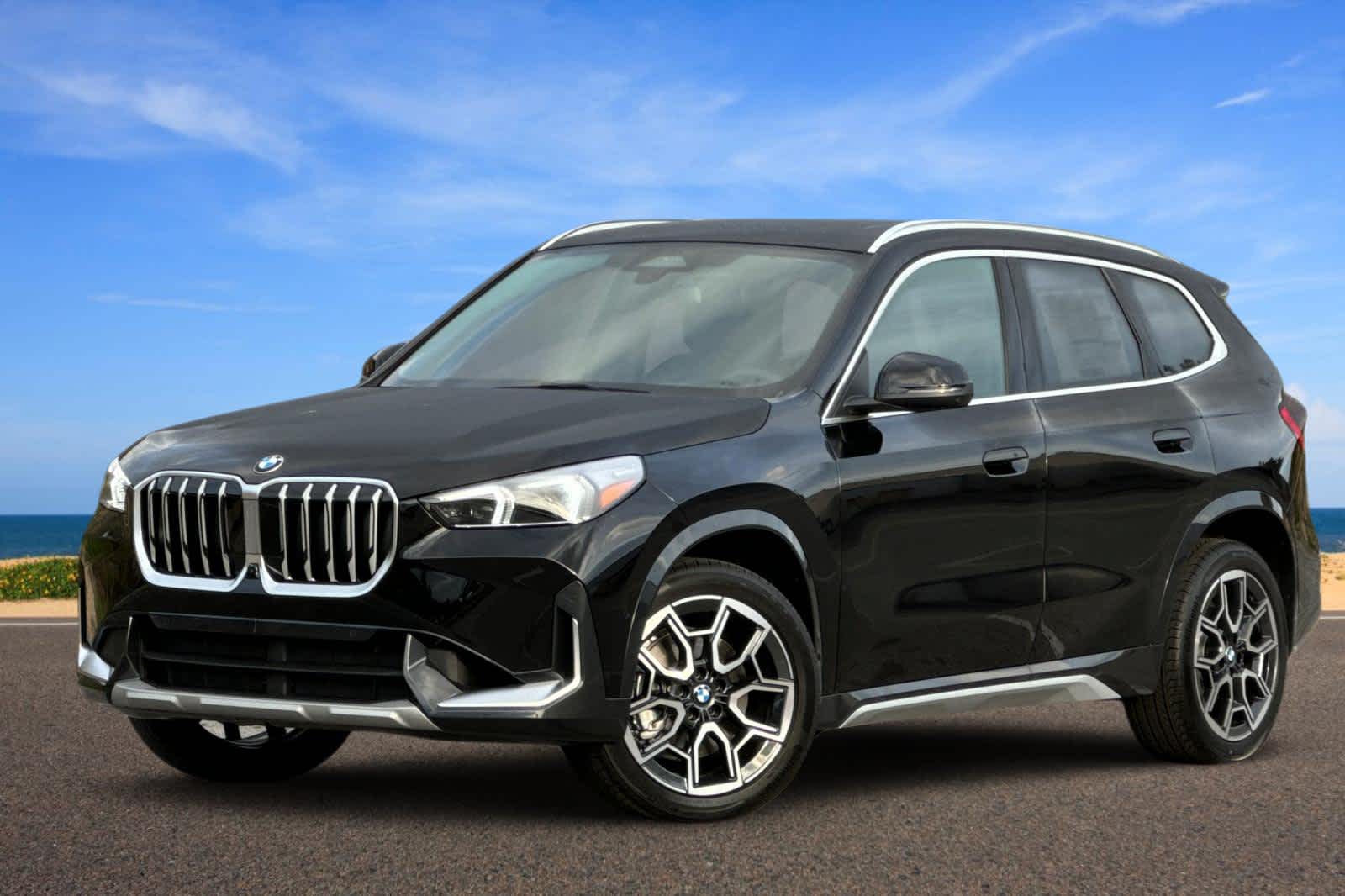2026 BMW X1 28i's photo