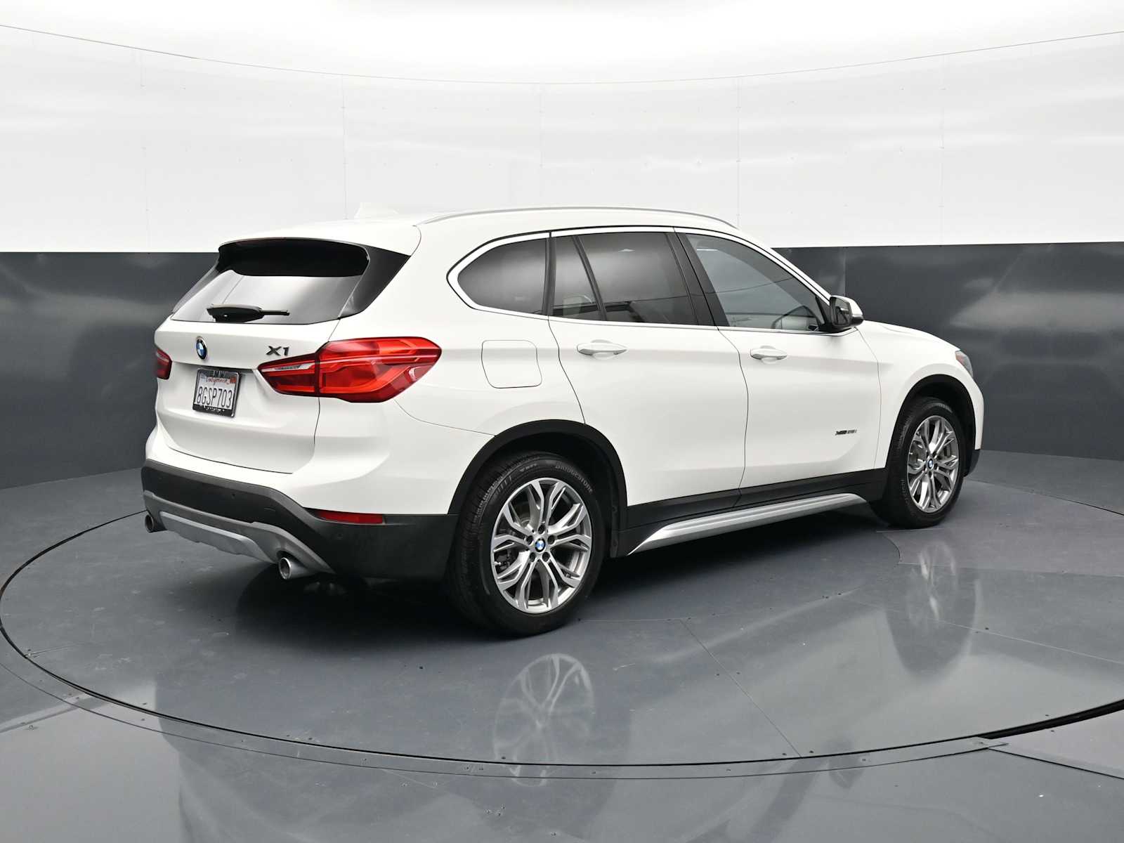 Thumbnail: 2016 BMW X1 - 5
