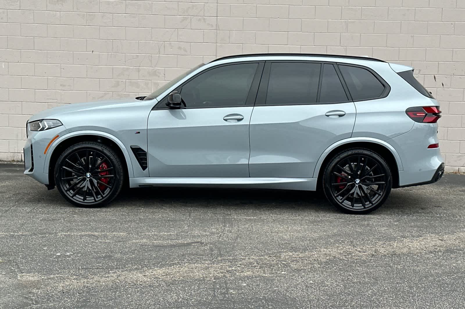 Thumbnail: 2025 BMW X5 - 9