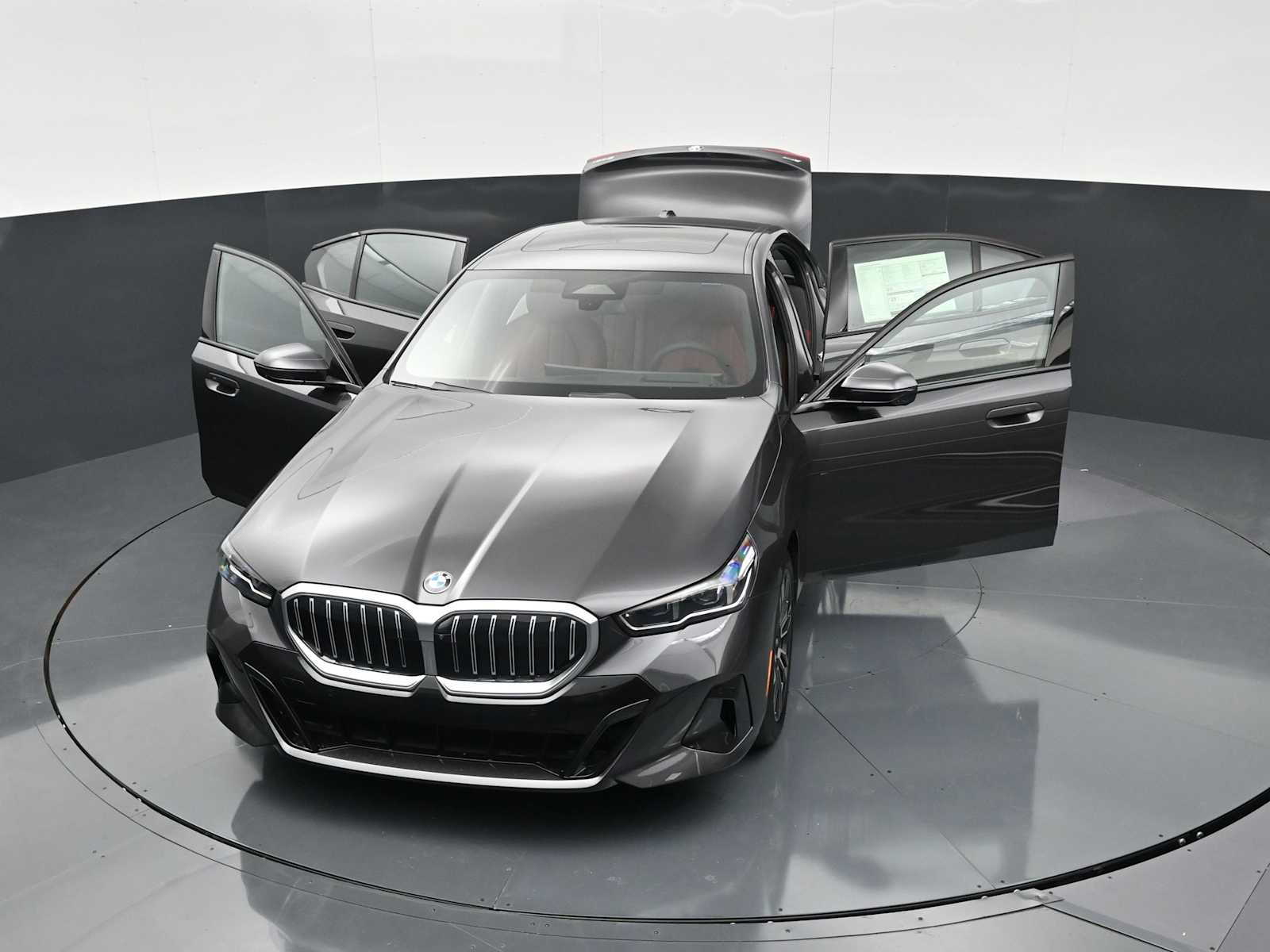 Thumbnail: 2026 BMW 5 Series - 33