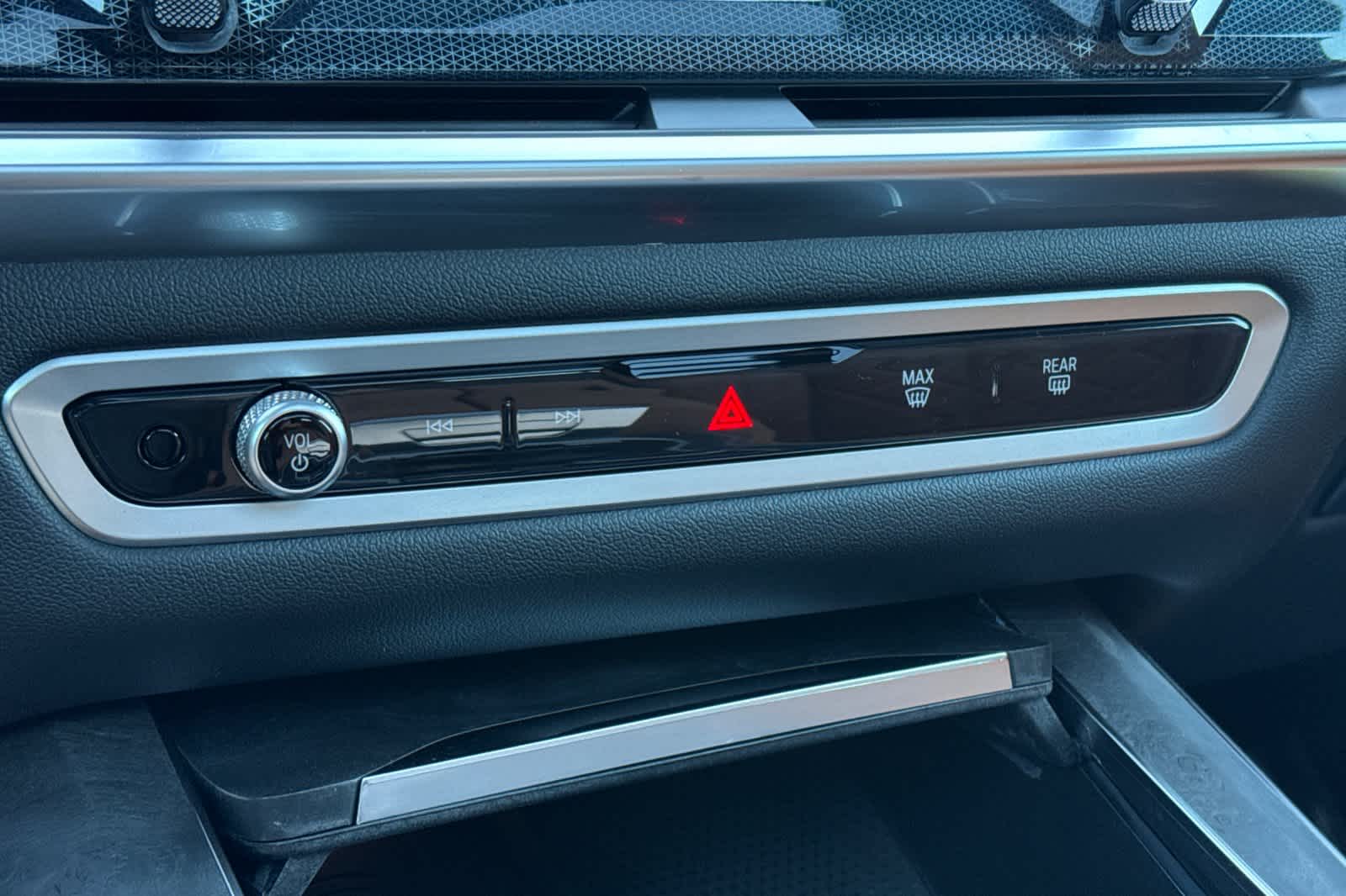 Thumbnail: 2026 BMW X5 - 25