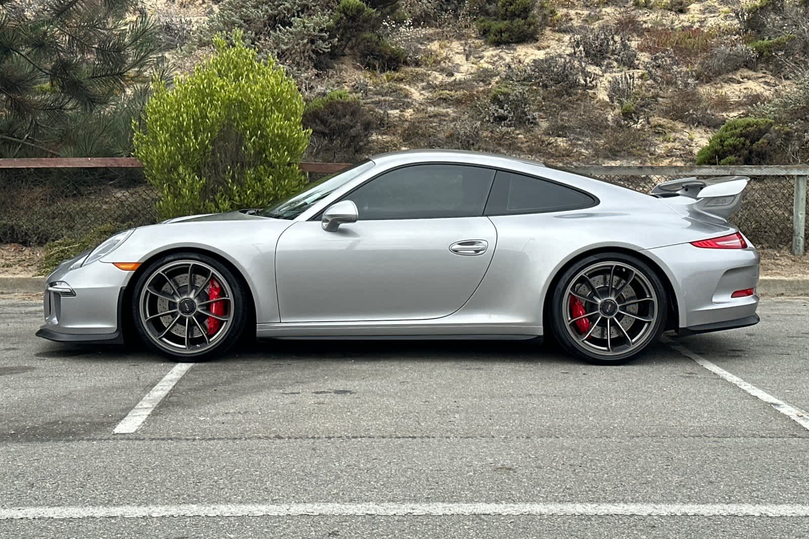 Thumbnail: 2016 Porsche 911 - 8