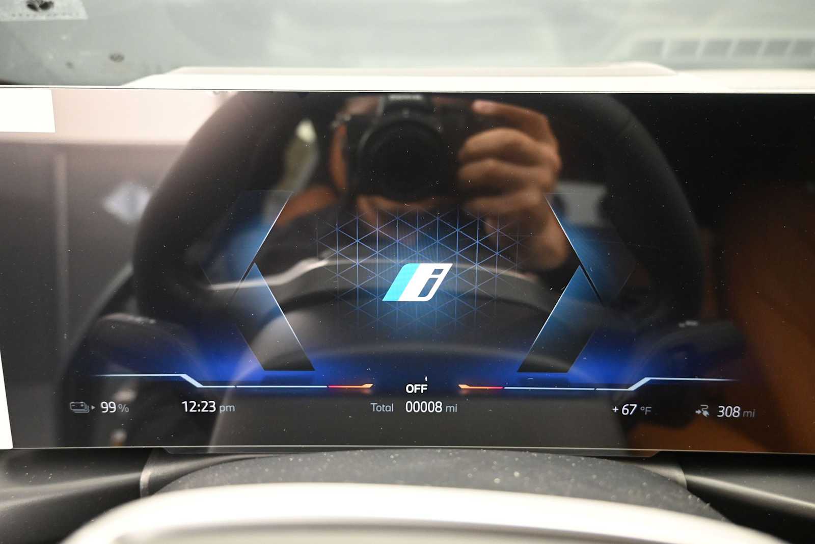 Thumbnail: 2026 BMW i4 - 5