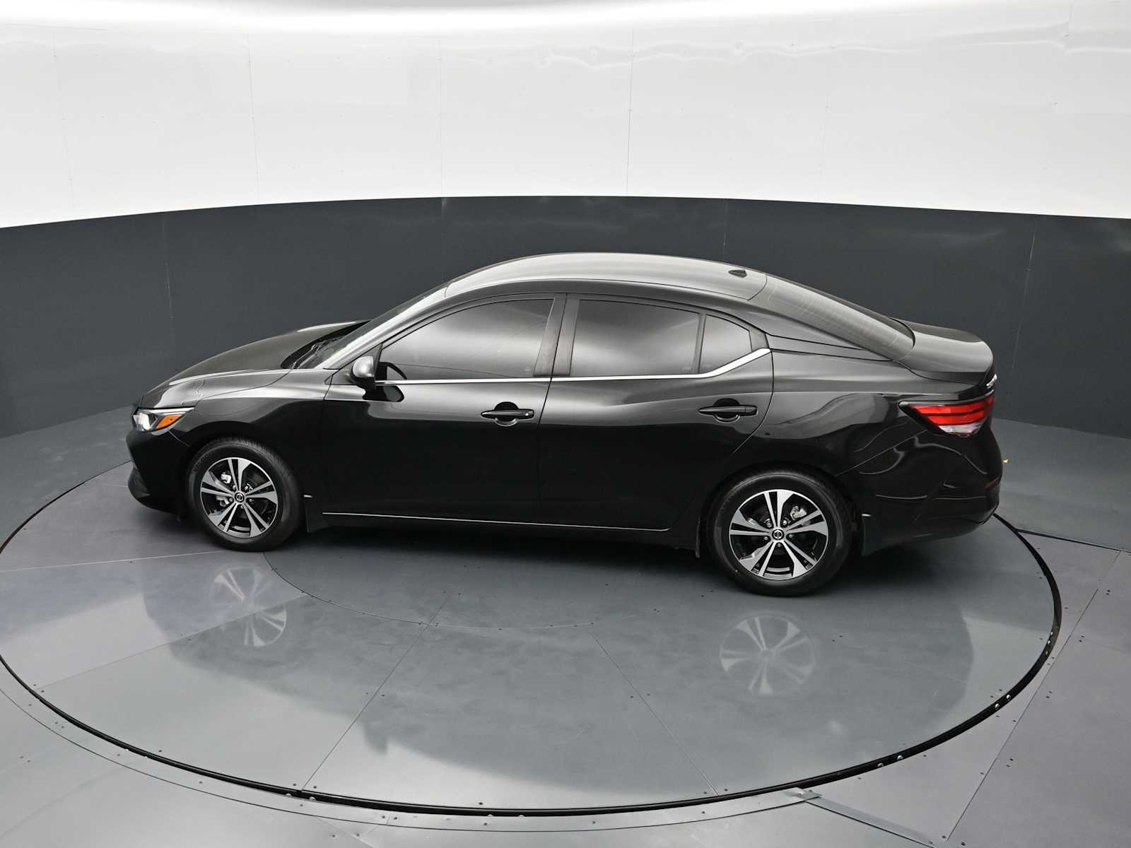 Thumbnail: 2022 Nissan Sentra - 23