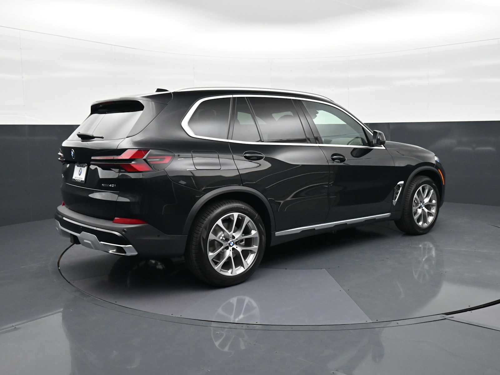Thumbnail: 2026 BMW X5 - 5