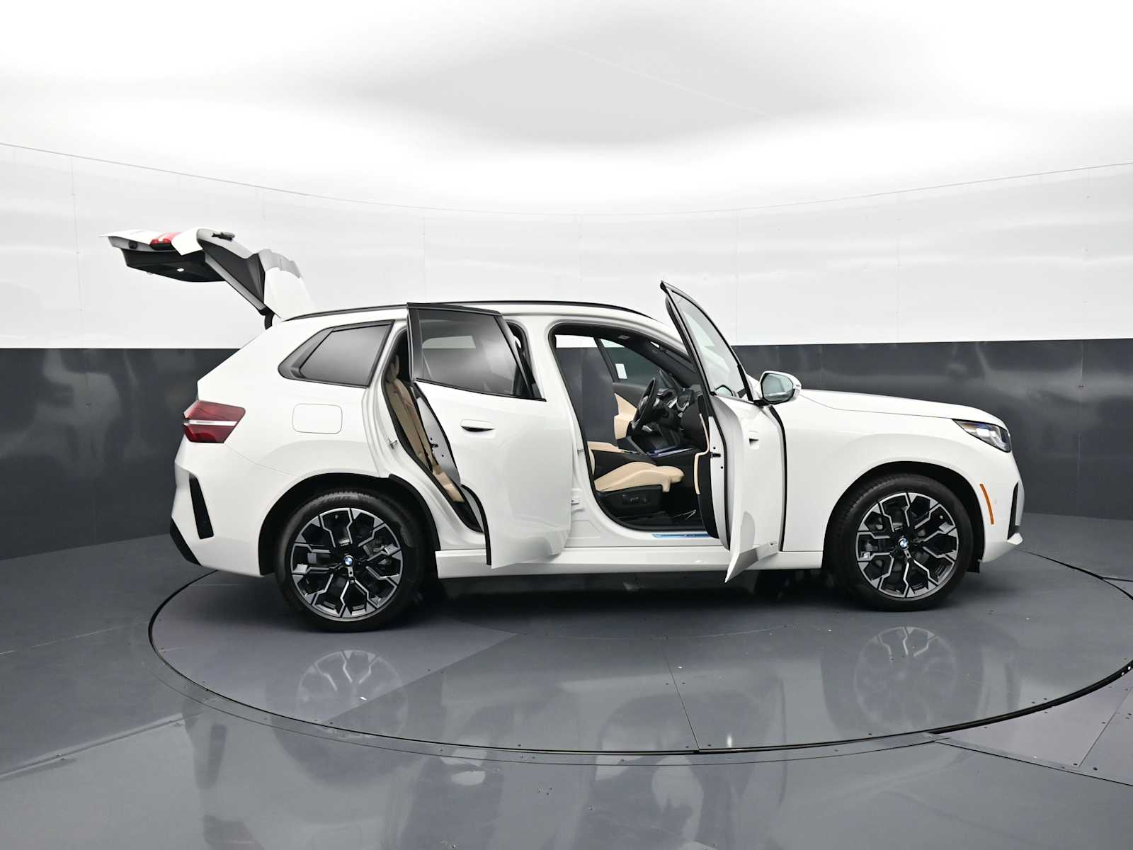 Thumbnail: 2026 BMW X3 - 35