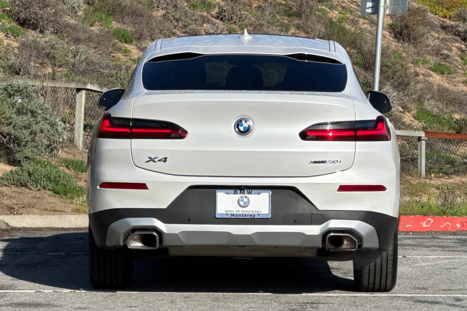 Thumbnail: 2024 BMW X4 - 8